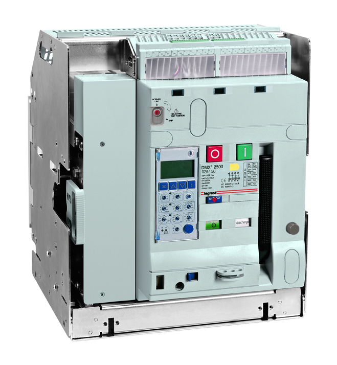 DMX³ air circuit breakers 2500 - 65 kA 3P 630A